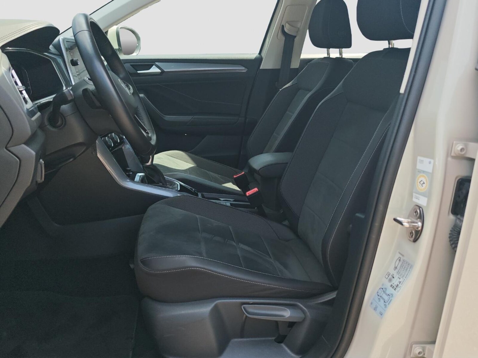 Volkswagen T-Roc – Bild 9
