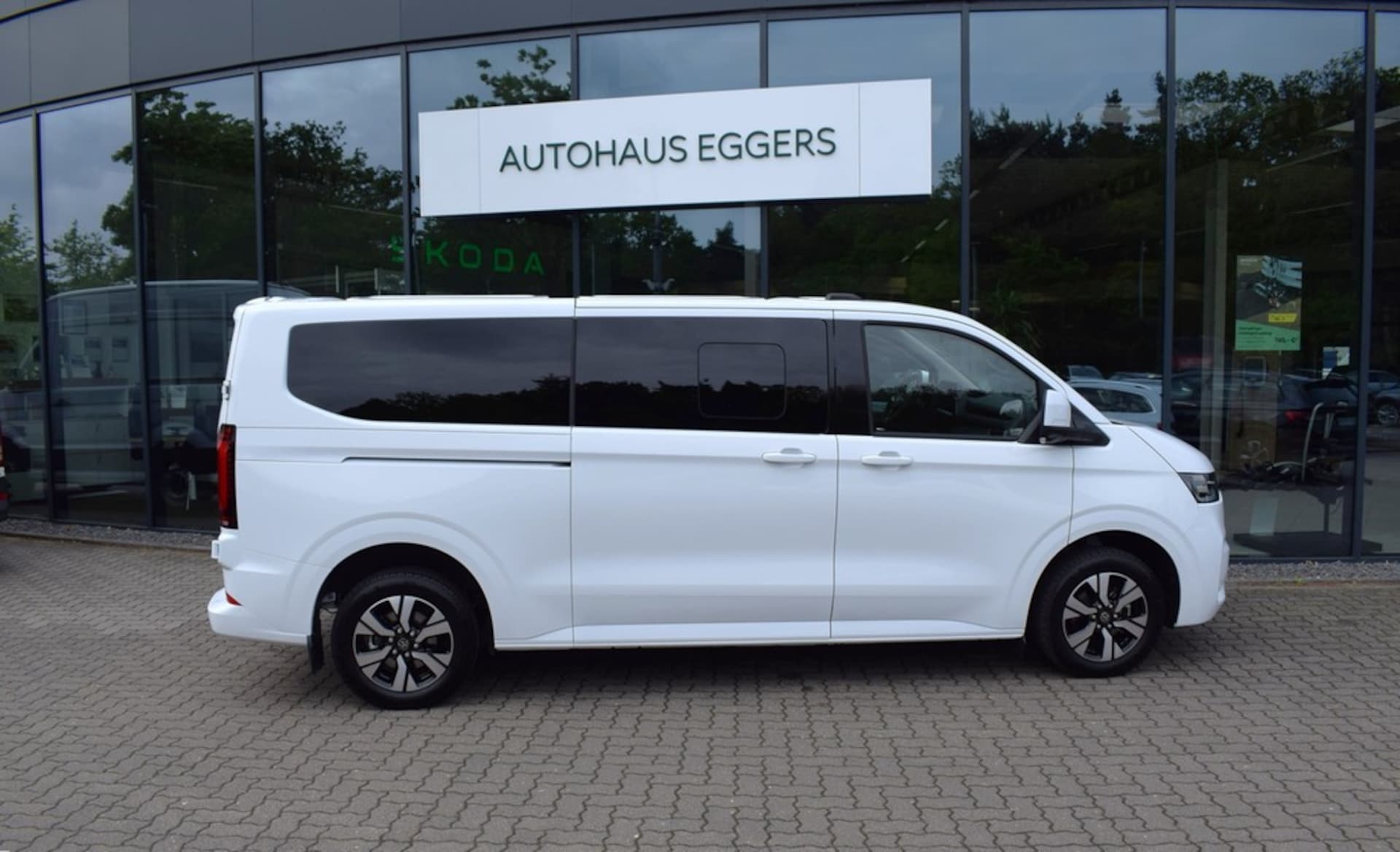 Volkswagen Caravelle langer Radstand Style