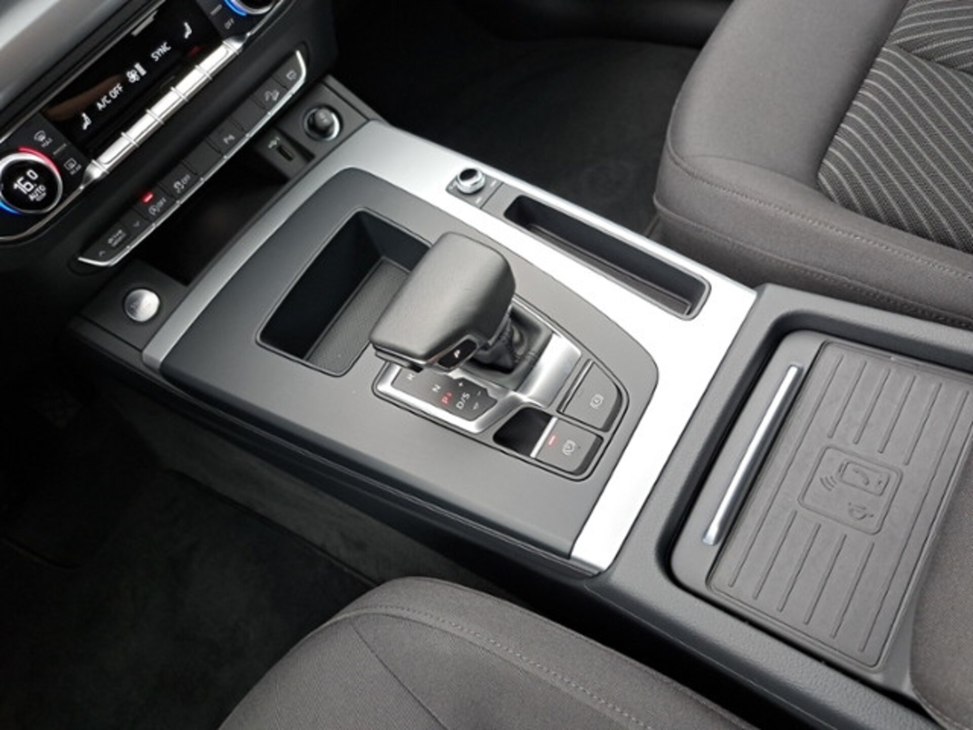 Audi Q5 SUV Advanced