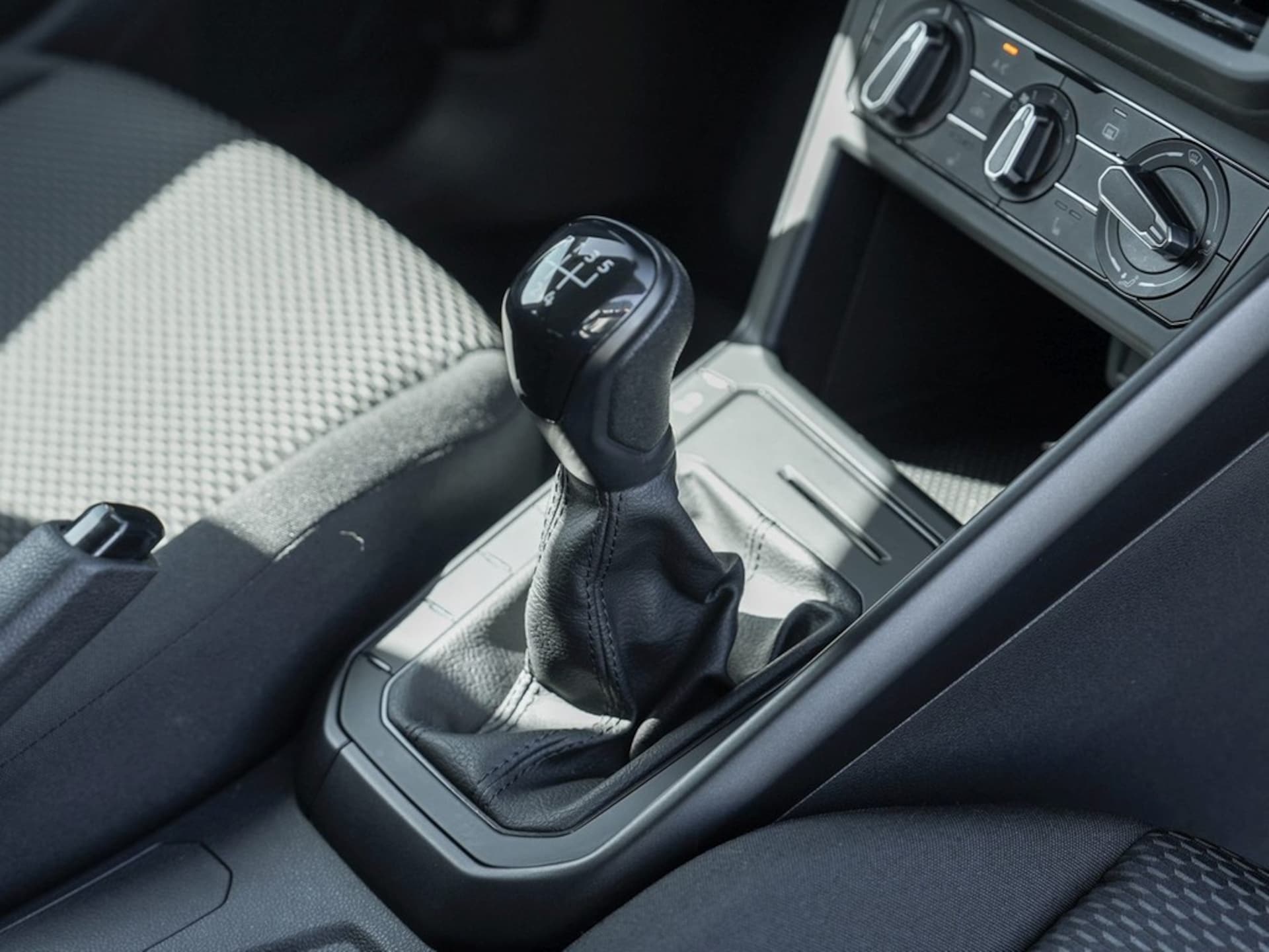 Volkswagen Polo Basis-Modell