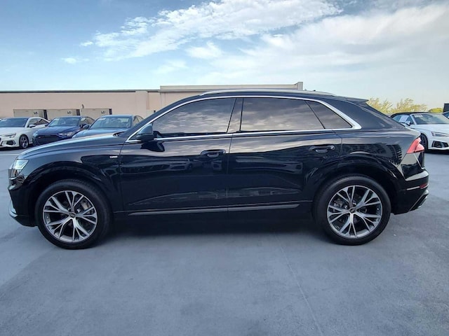 2023 Audi Q8