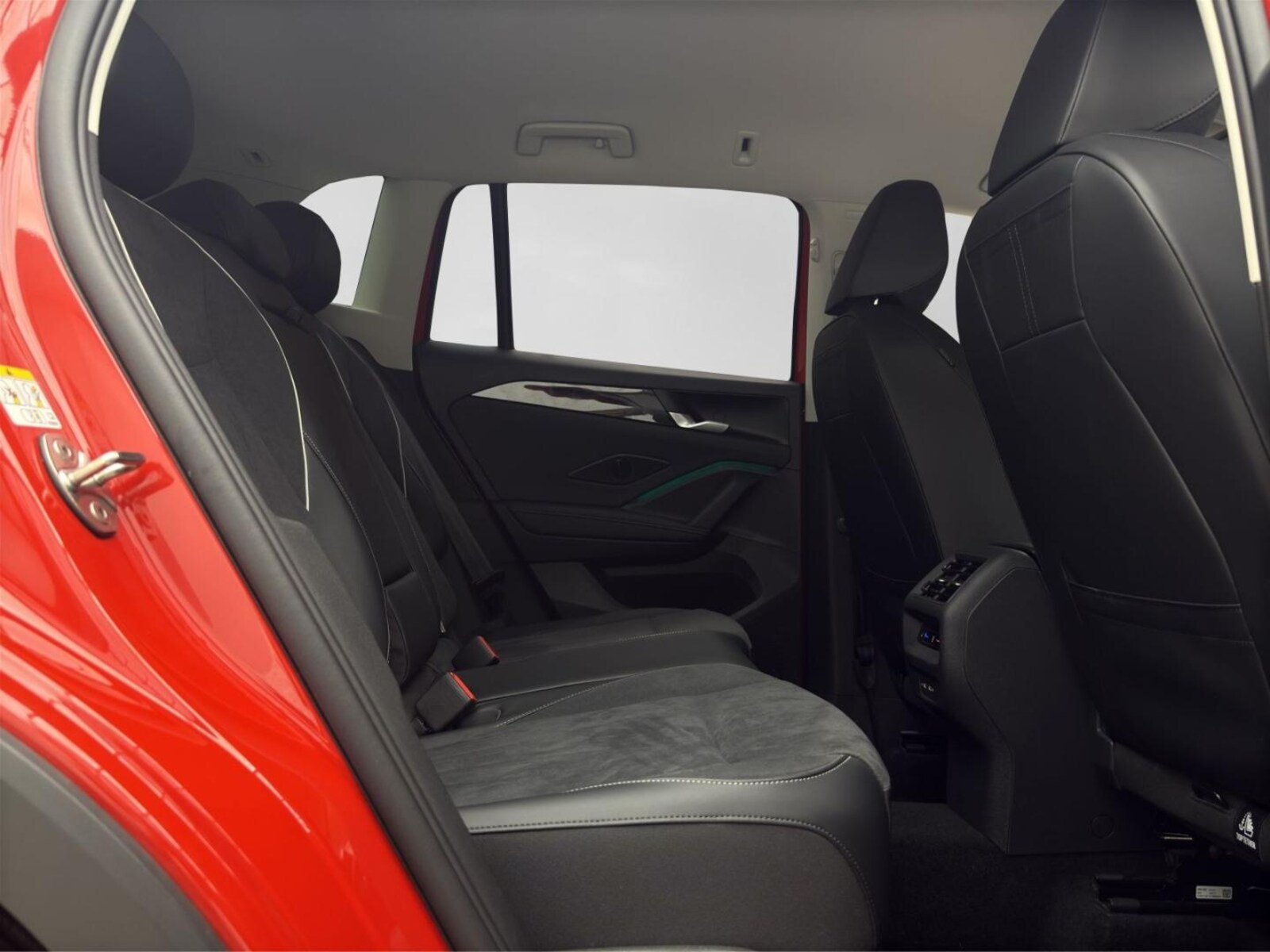 Volkswagen Tiguan – Bild 17