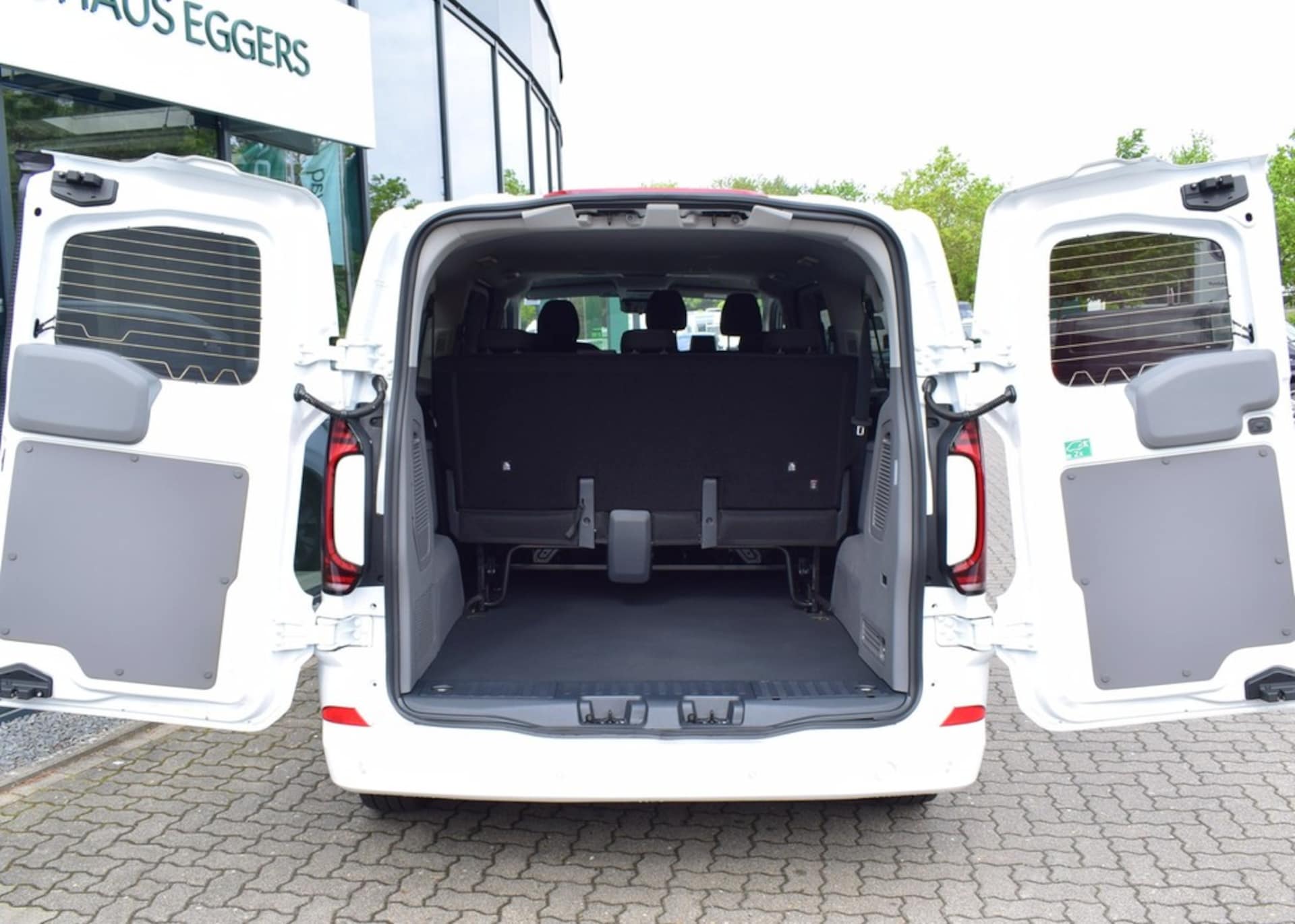 Volkswagen Caravelle langer Radstand Style