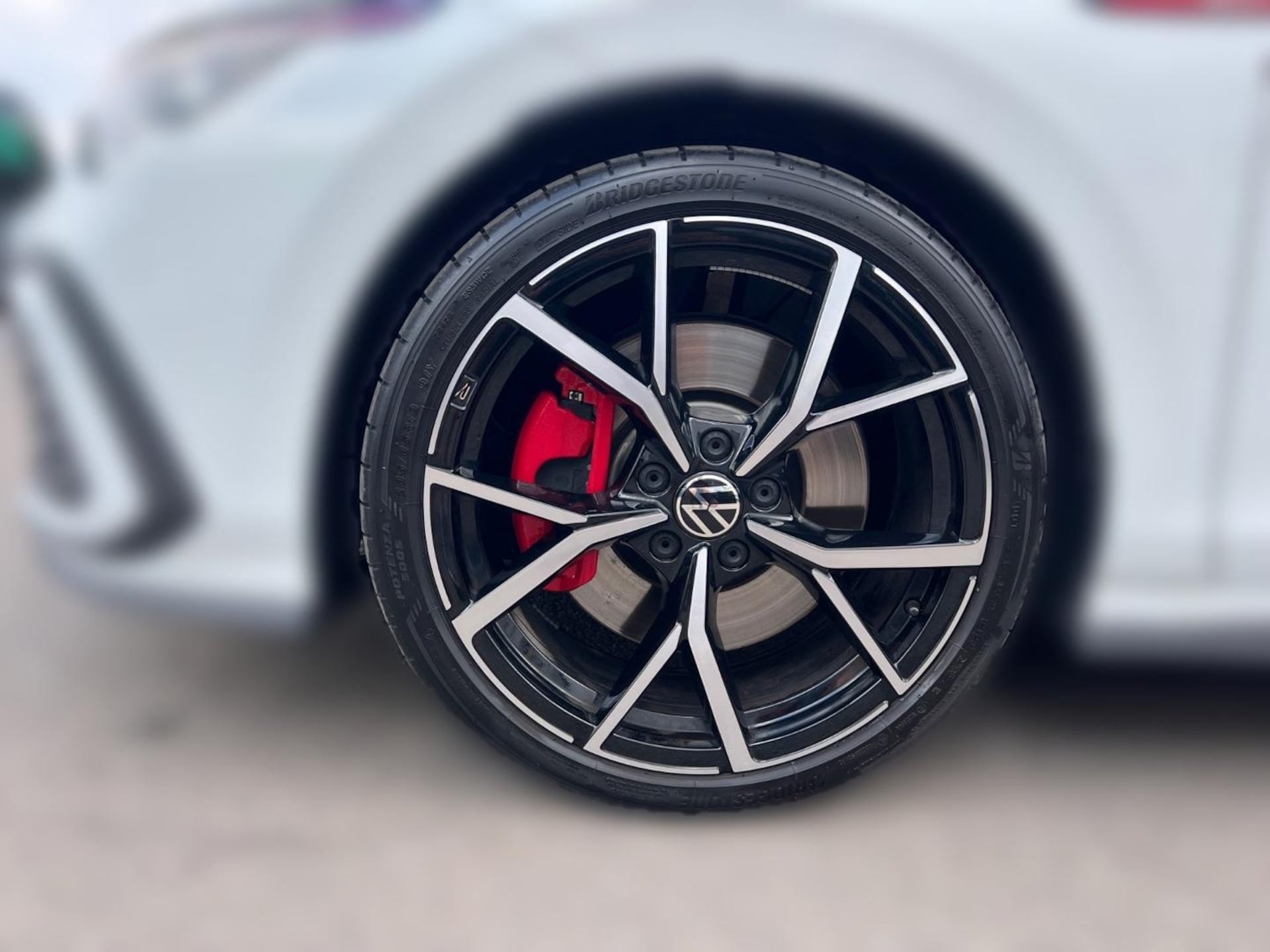 Volkswagen Golf GTI