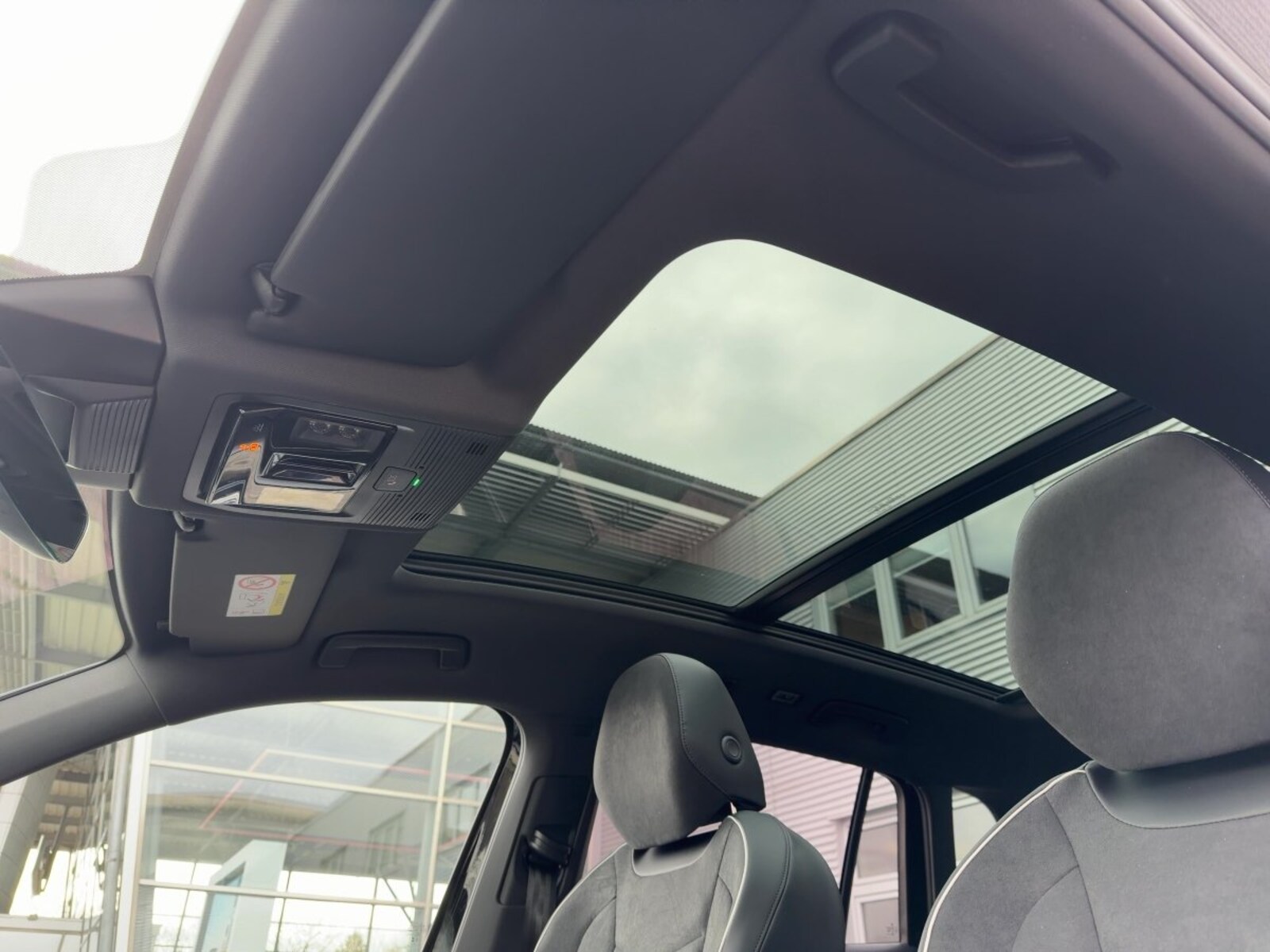Volkswagen Tiguan – Bild 13