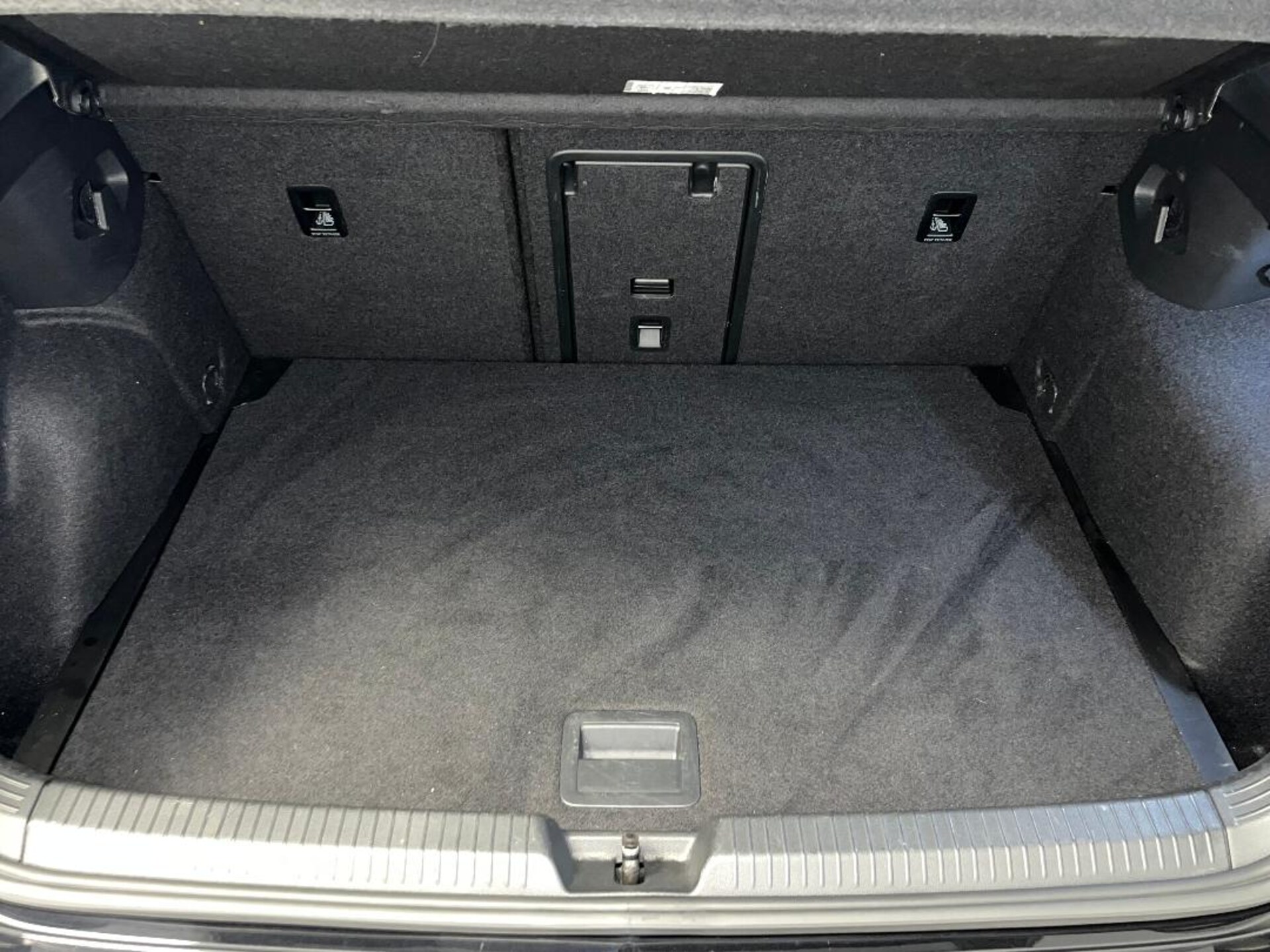 Volkswagen Golf Style