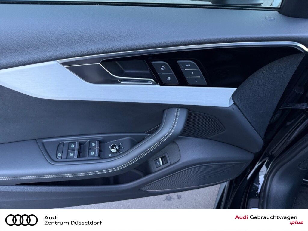 Image about Audi RS 4 Avant TFSI quattro tiptronic