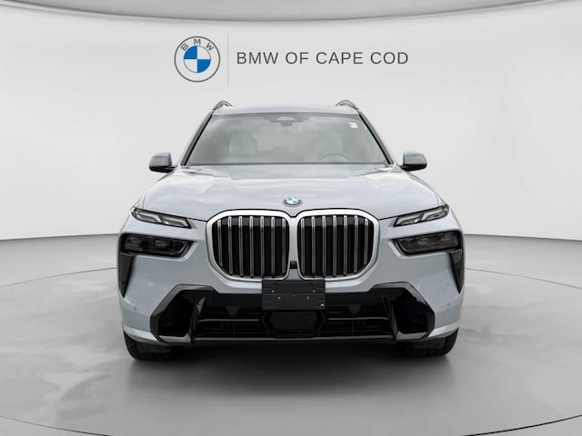 2026 BMW X7