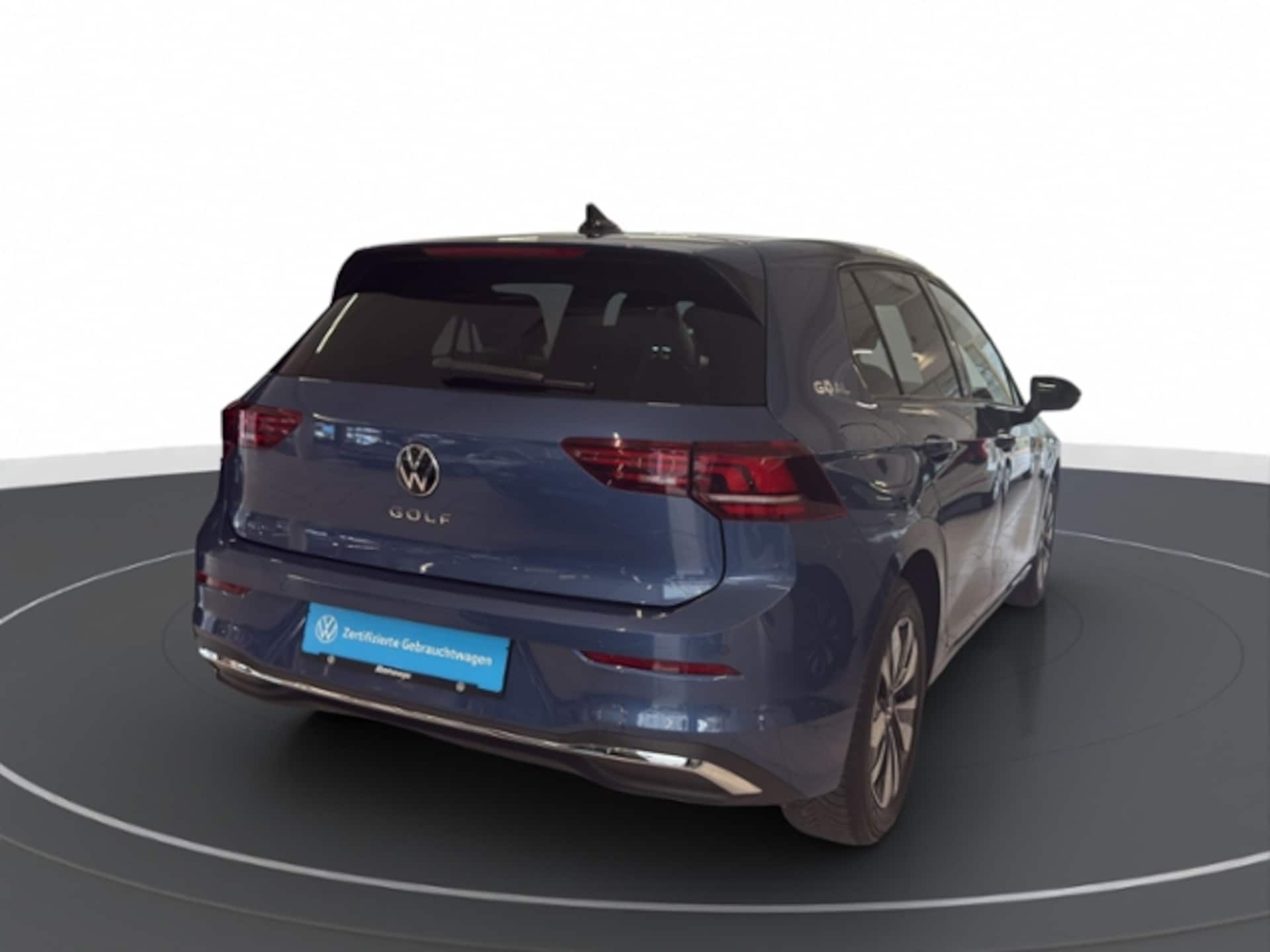 Volkswagen Golf Life
