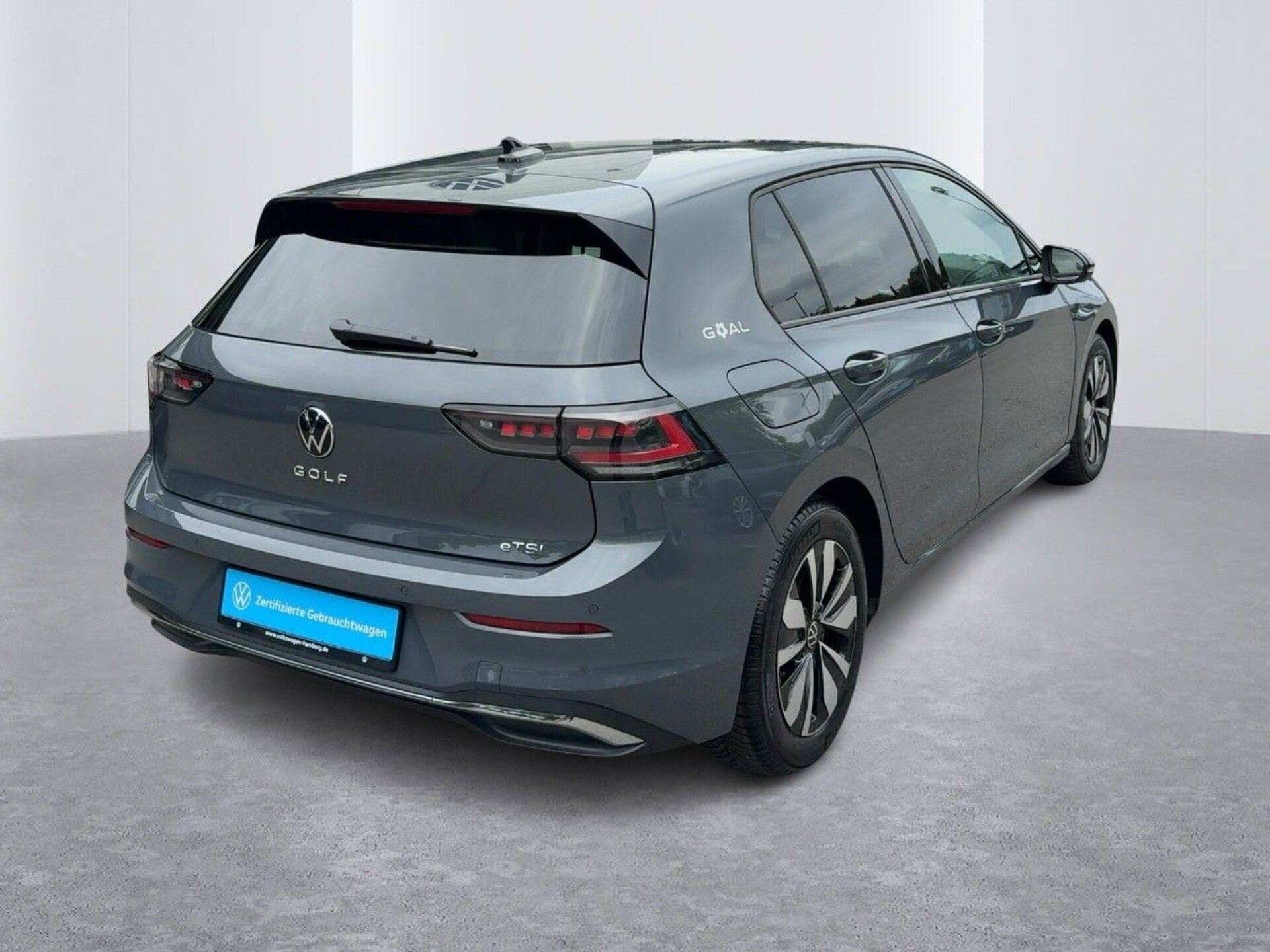 Volkswagen Golf Life