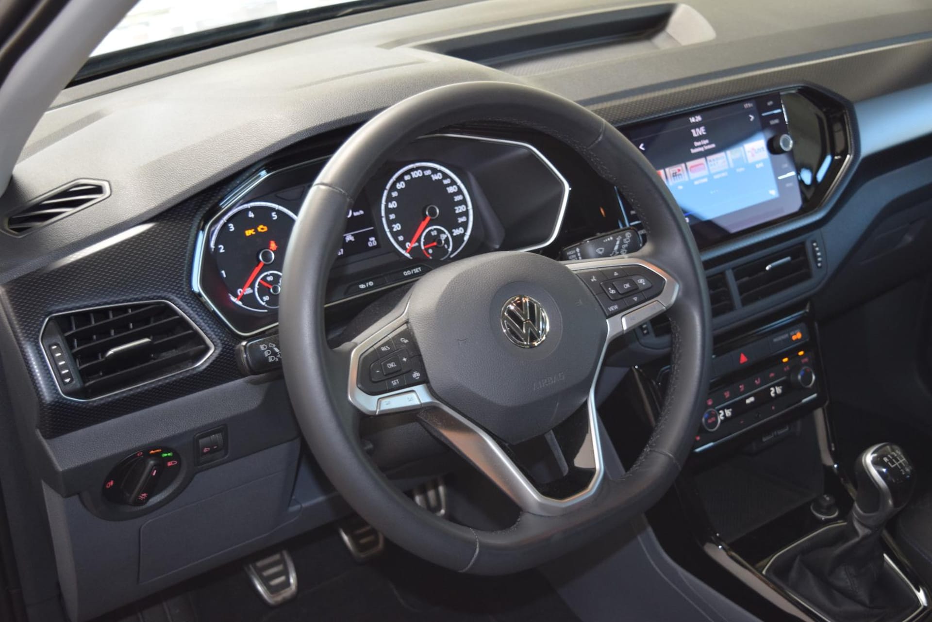Volkswagen T-Cross United