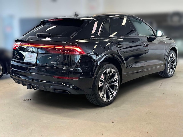 2025 Audi Q8