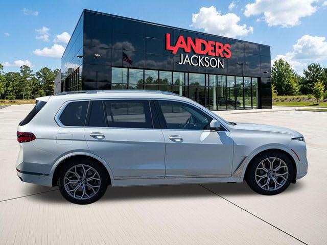 2024 BMW X7