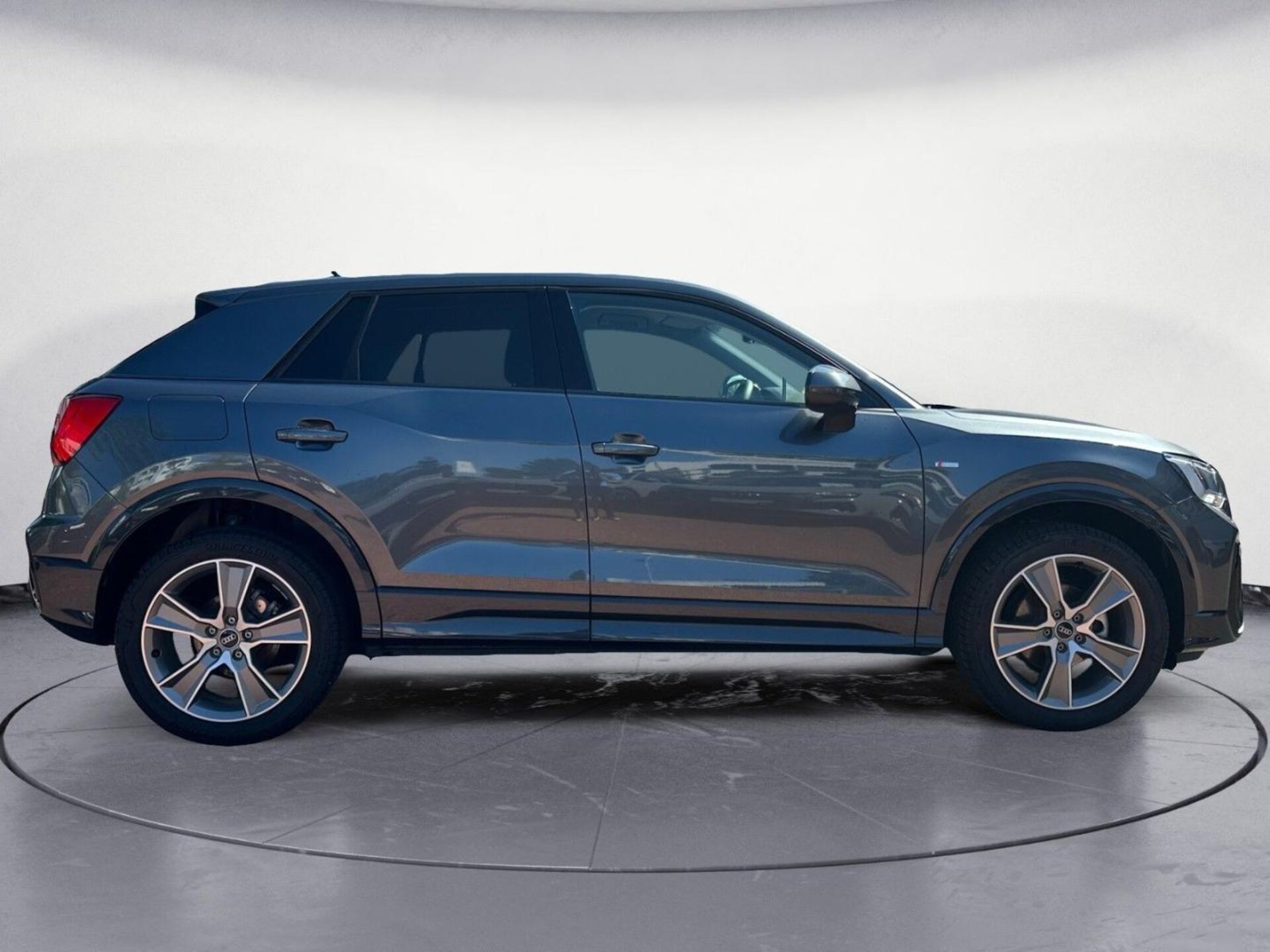 Audi Q2 S line
