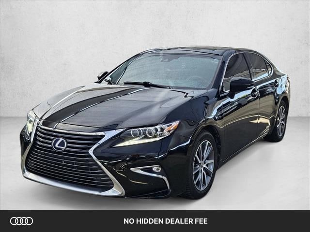 Photo of 2017 Lexus ES 300h