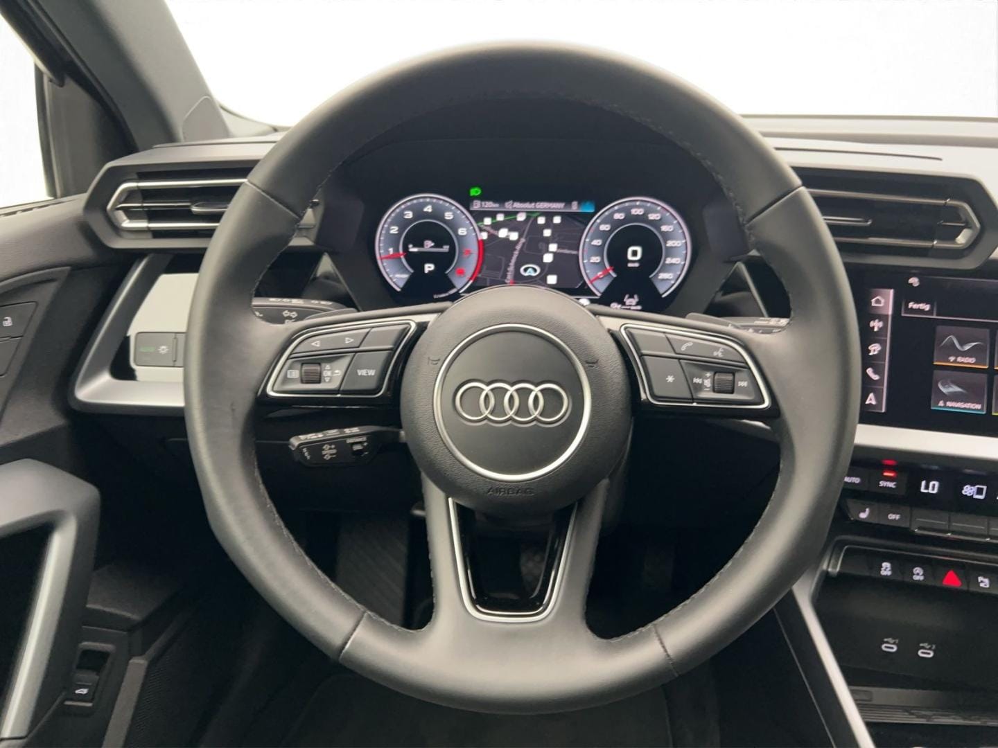 Bild über Audi A3 Sportback TFSI 110 kW S tronic - für weitere Informationen kontaktieren Sie den Audi Partner