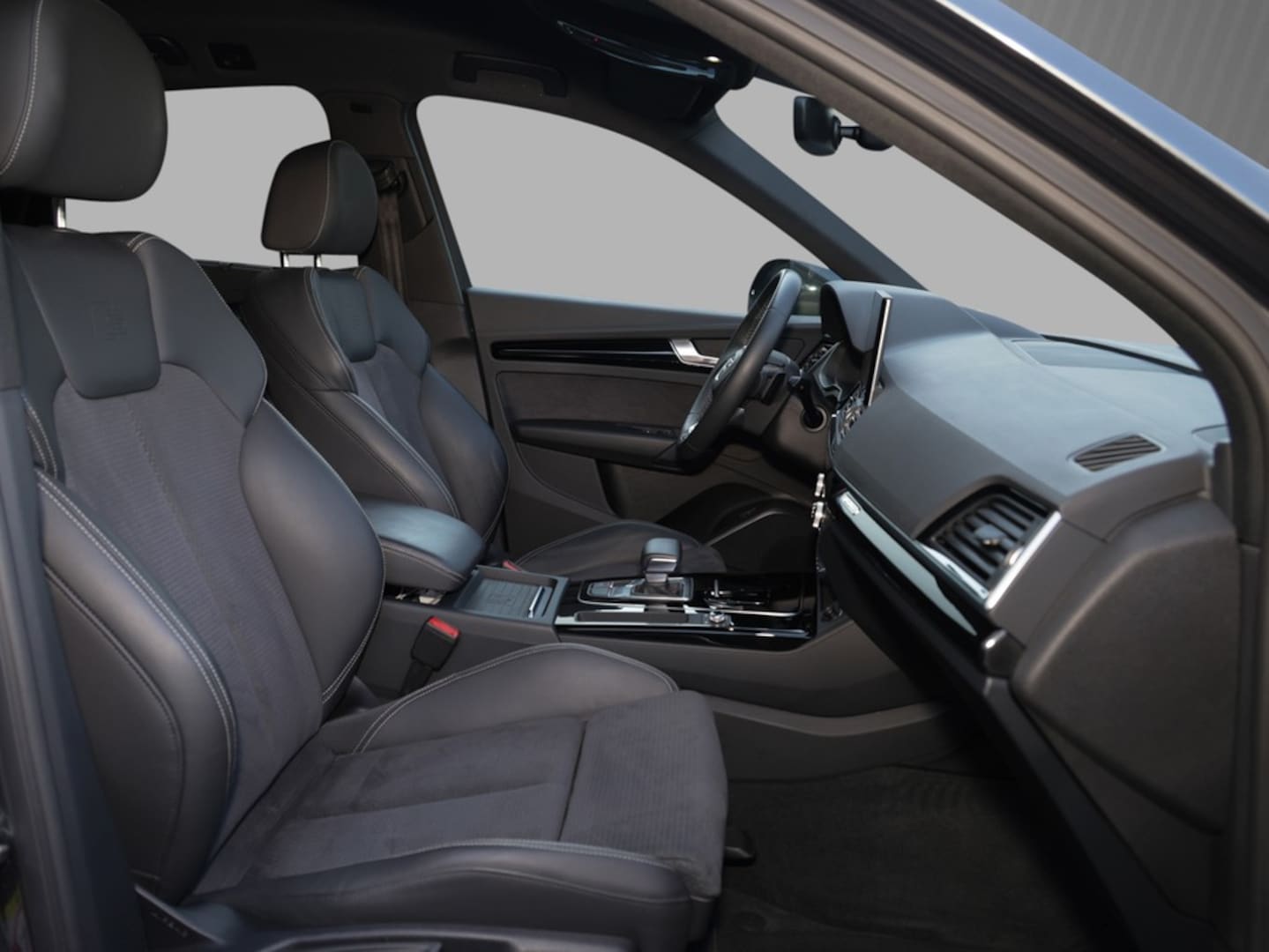 Bild über Audi Q5 Sportback 40 TDI quattro S tronic - für weitere Informationen kontaktieren Sie den Audi Partner