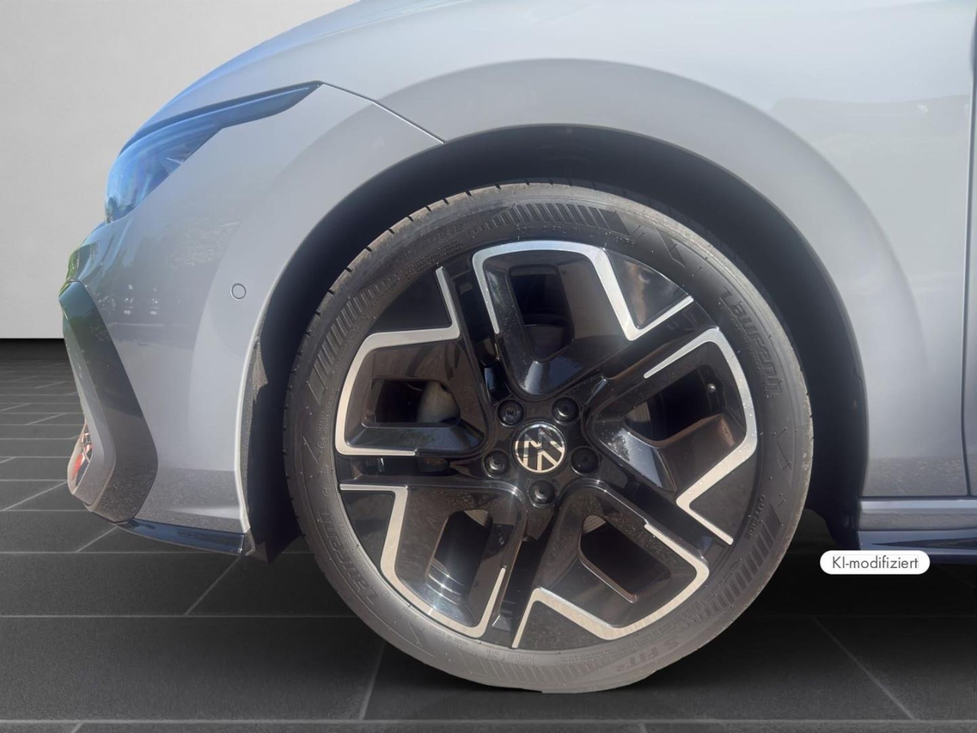 Volkswagen Golf R-Line
