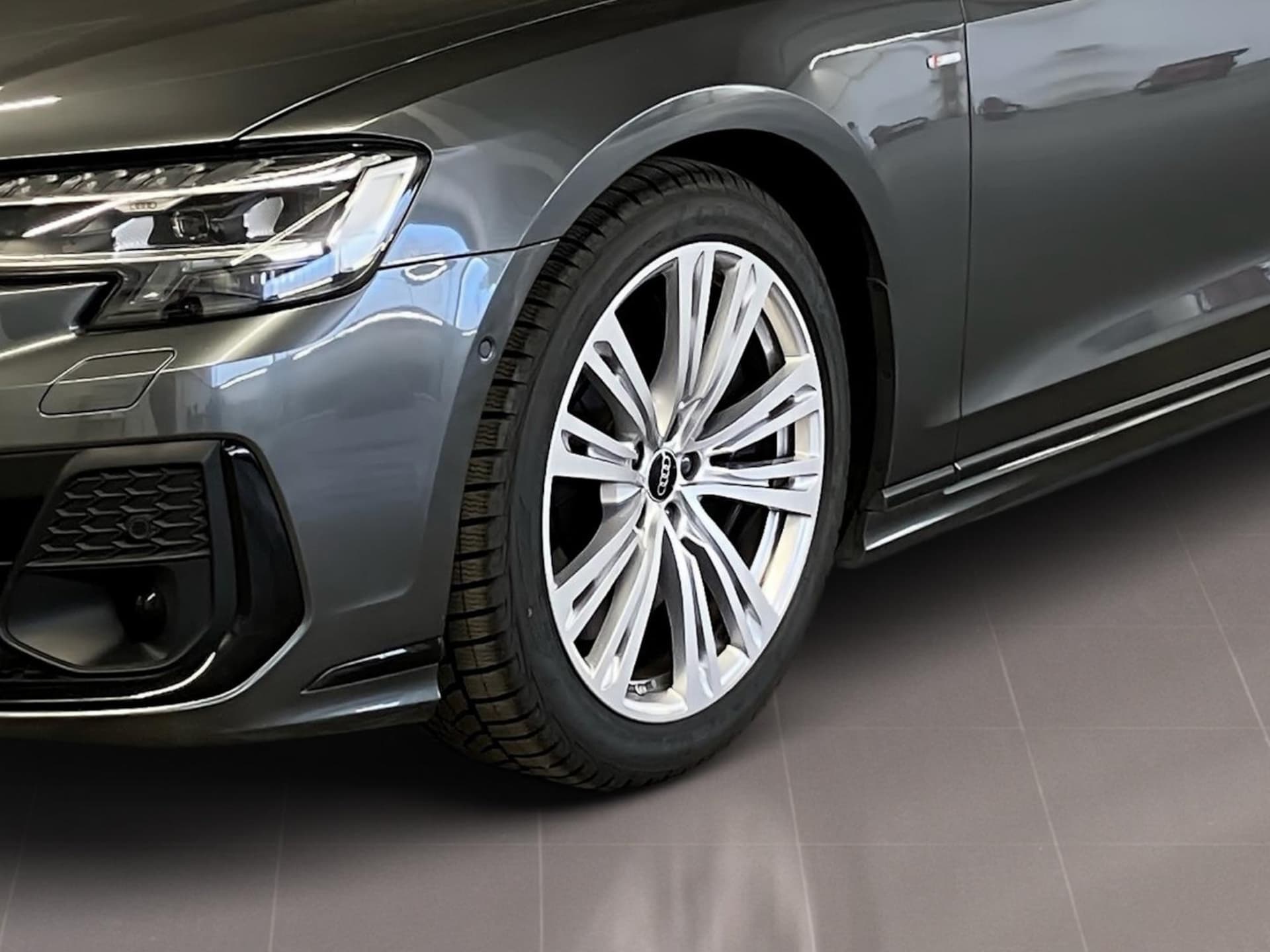 Audi A8