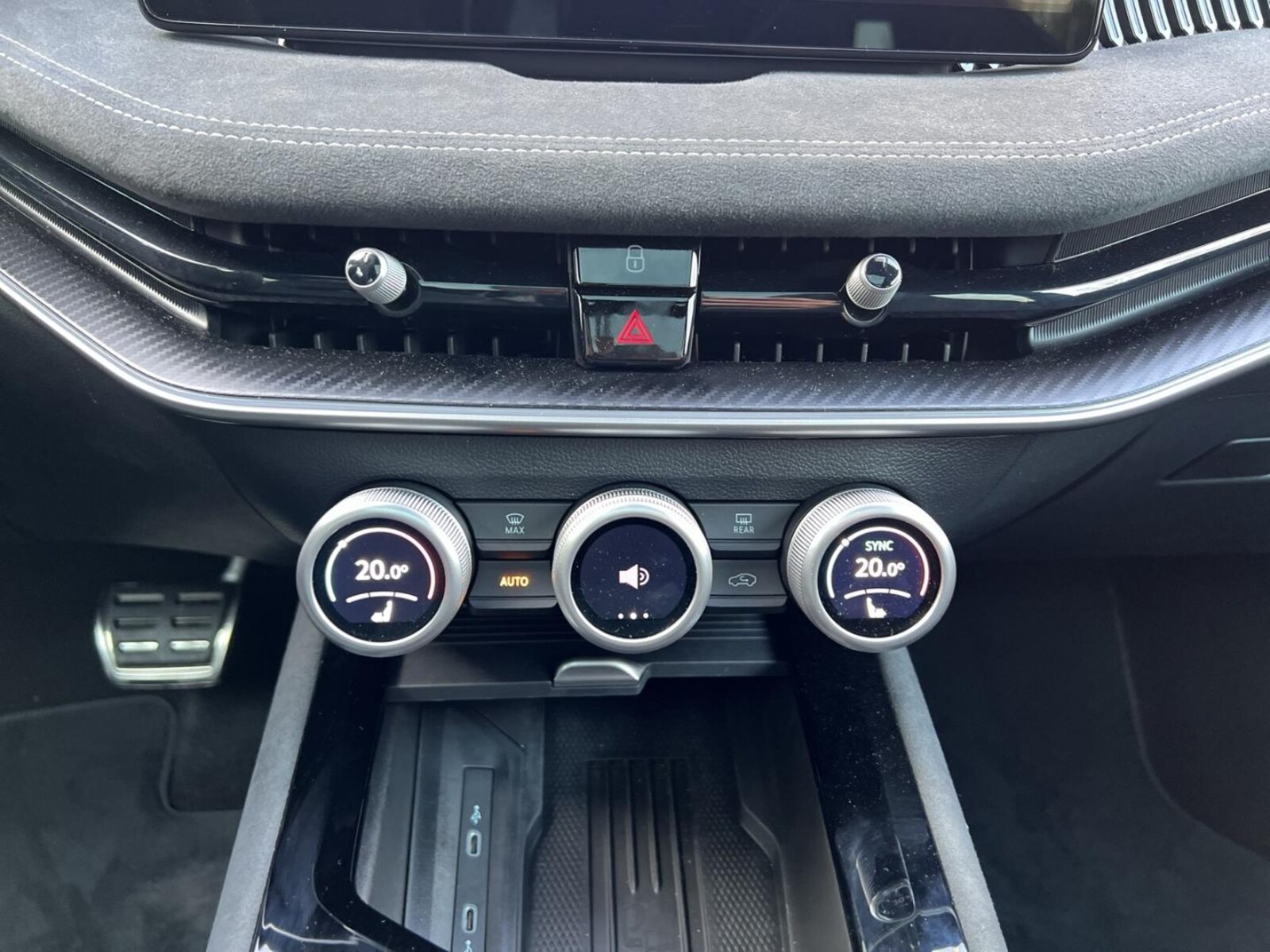 Škoda Superb Combi – Bild 14
