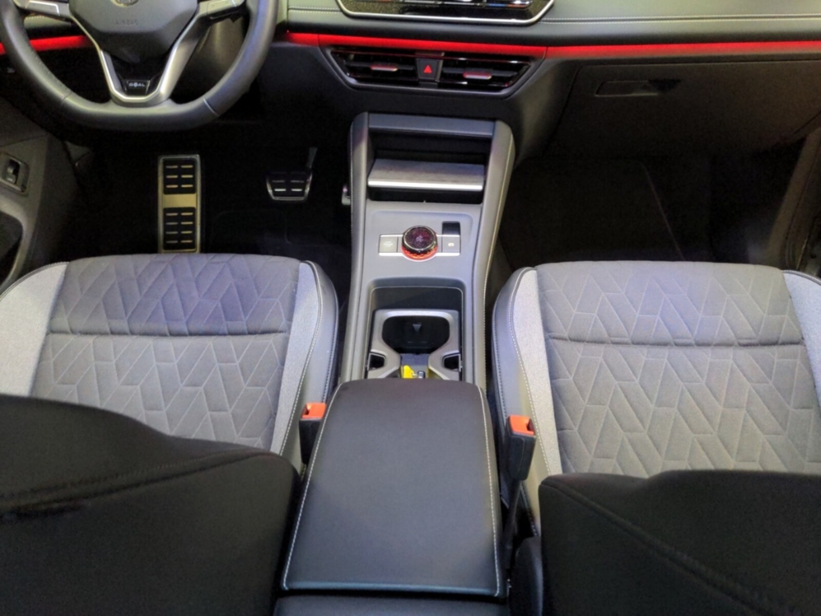 Volkswagen Tiguan – Bild 11