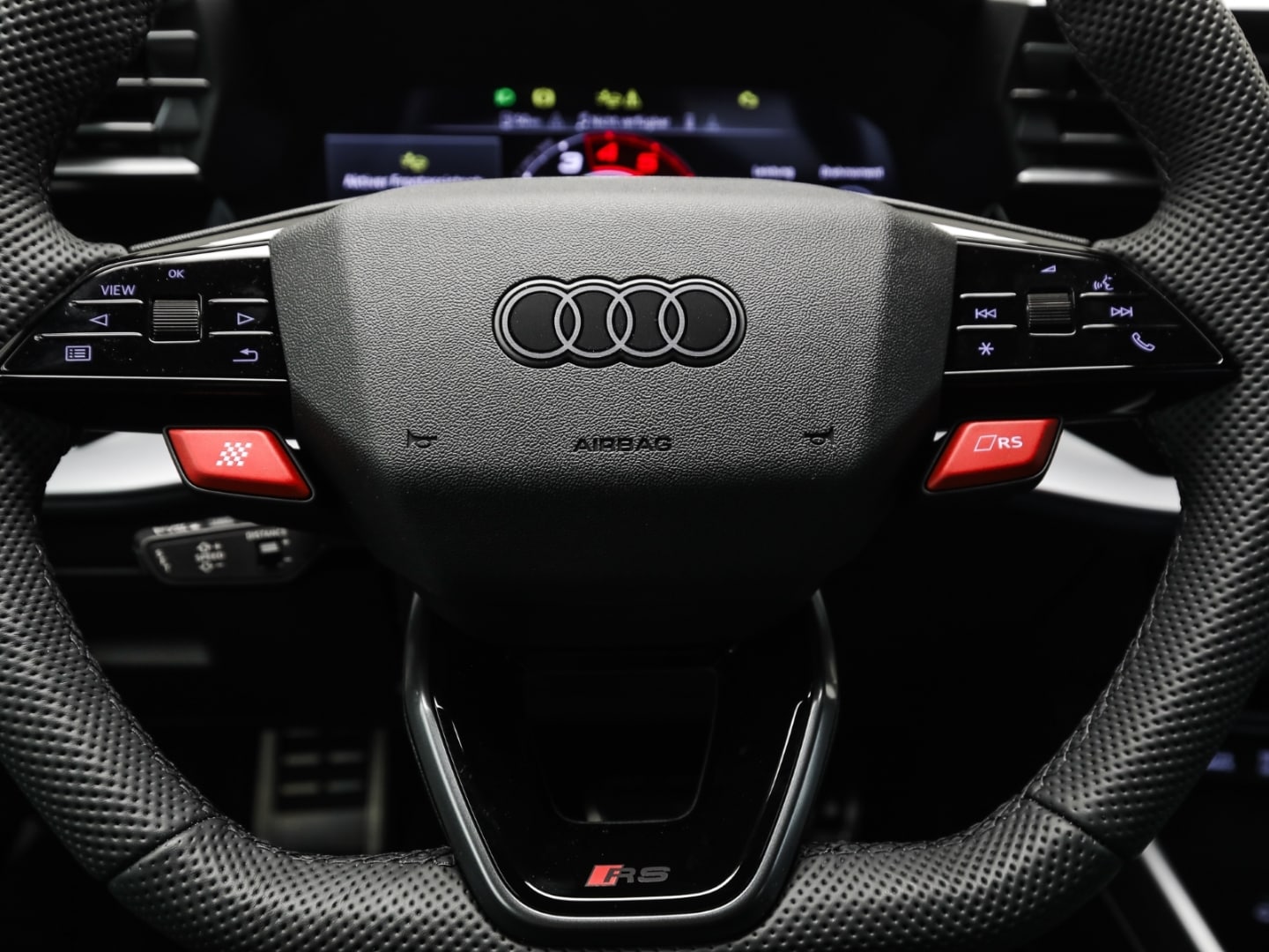 Bild über Audi RS 3 Limousine TFSI quattro 294 kW S tronic - für weitere Informationen kontaktieren Sie den Audi Partner
