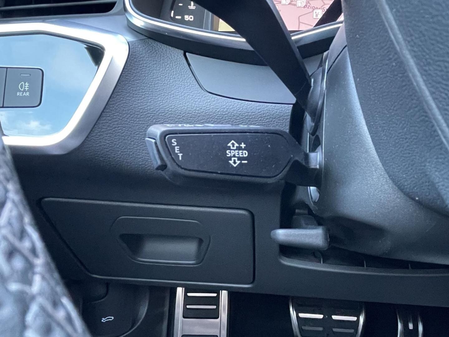 Bild über Audi S6 Avant TDI quattro tiptronic - für weitere Informationen kontaktieren Sie den Audi Partner