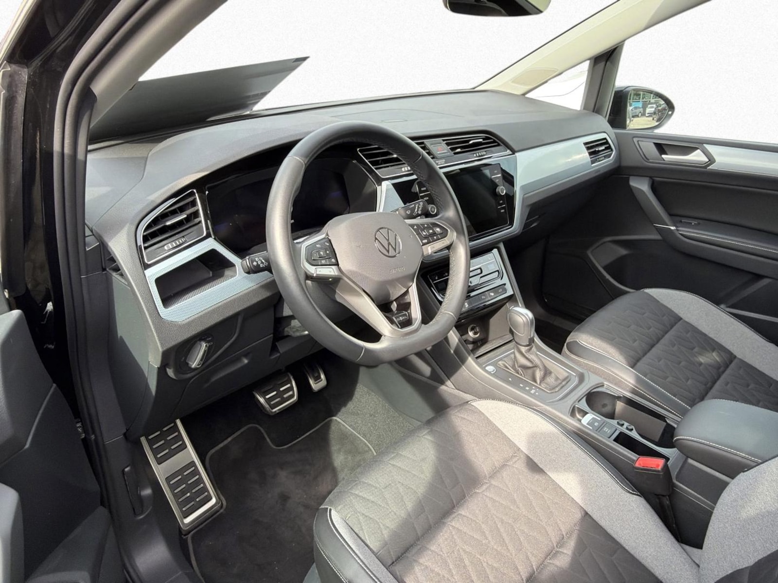 Volkswagen Touran – Bild 8