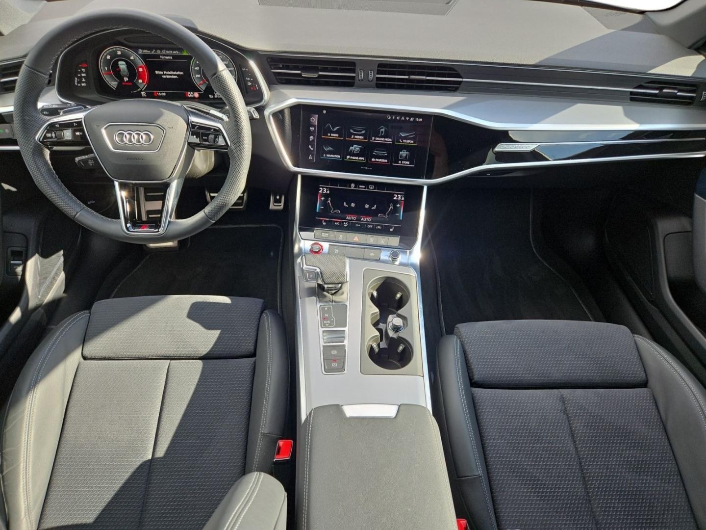 Bild über Audi S6 Avant TDI quattro tiptronic - für weitere Informationen kontaktieren Sie den Audi Partner