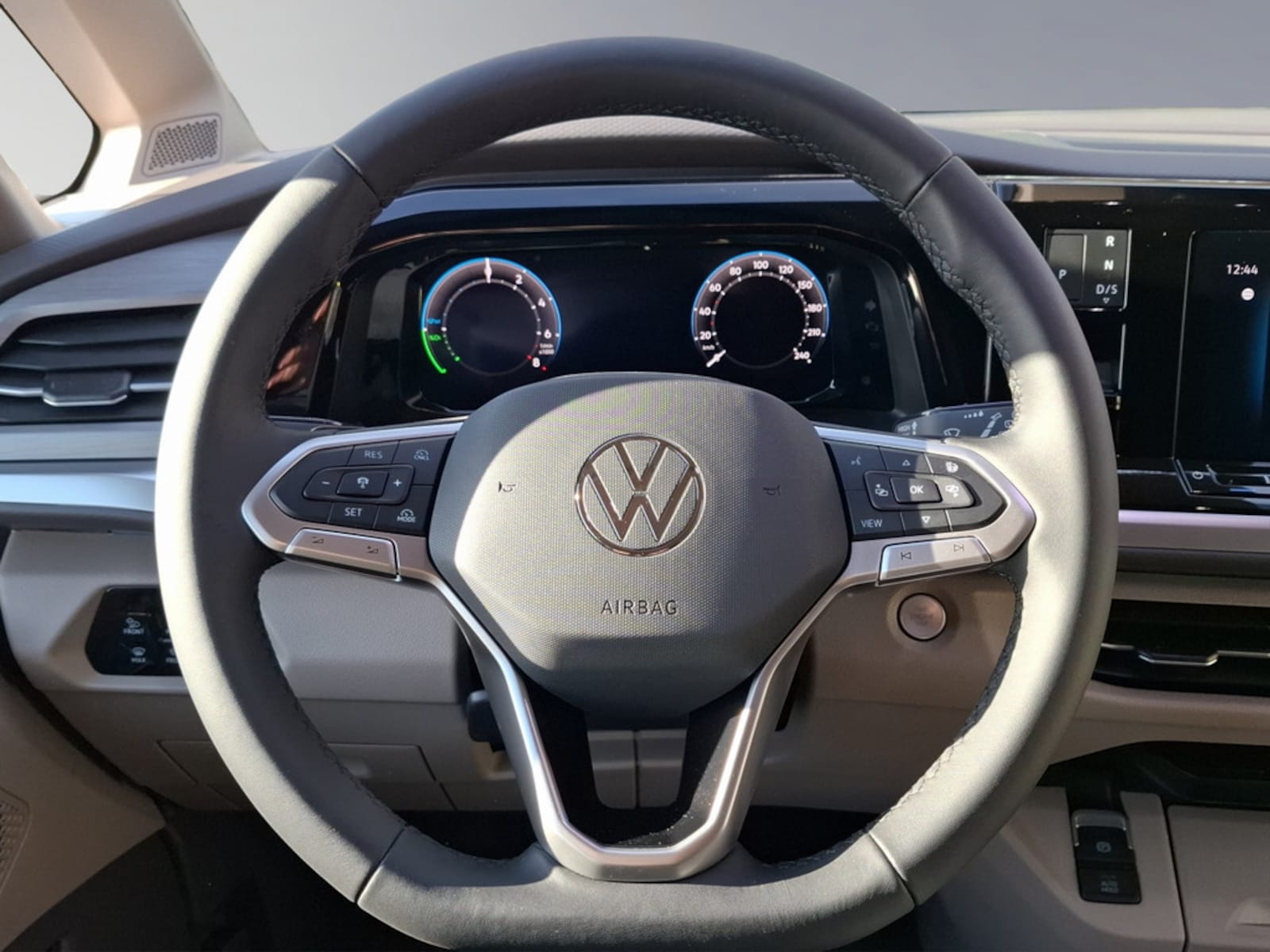 Volkswagen Multivan – Bild 12