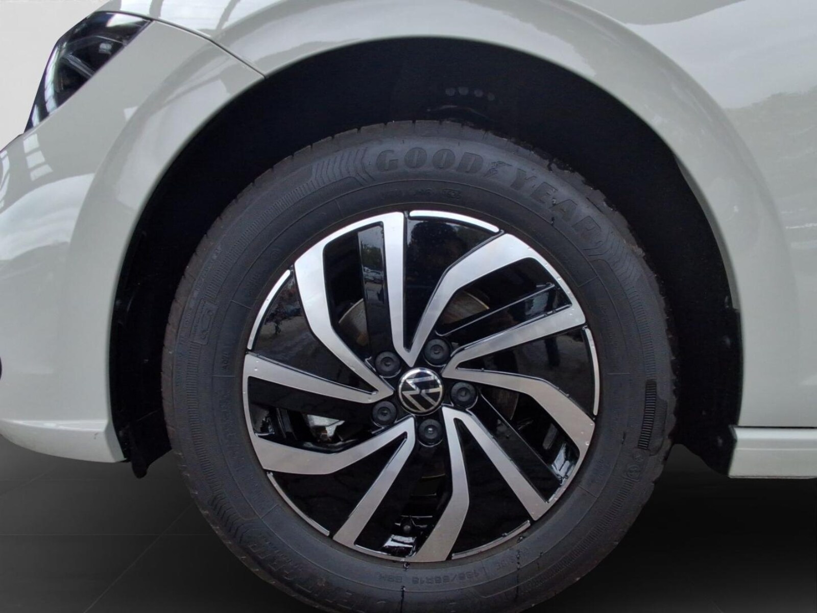 Volkswagen Polo – Bild 7