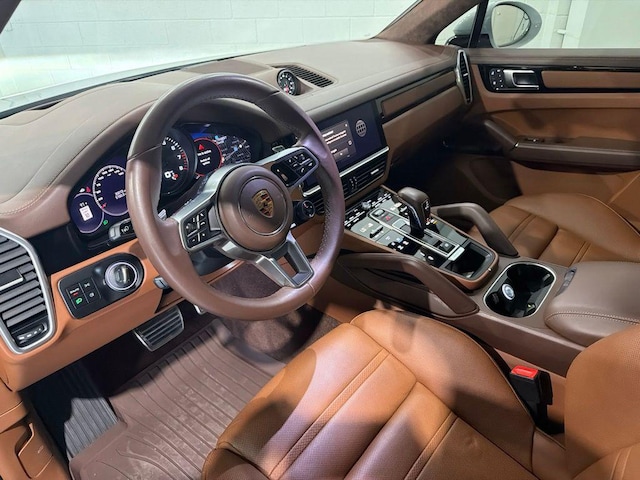 2023 Porsche Cayenne Hybrid