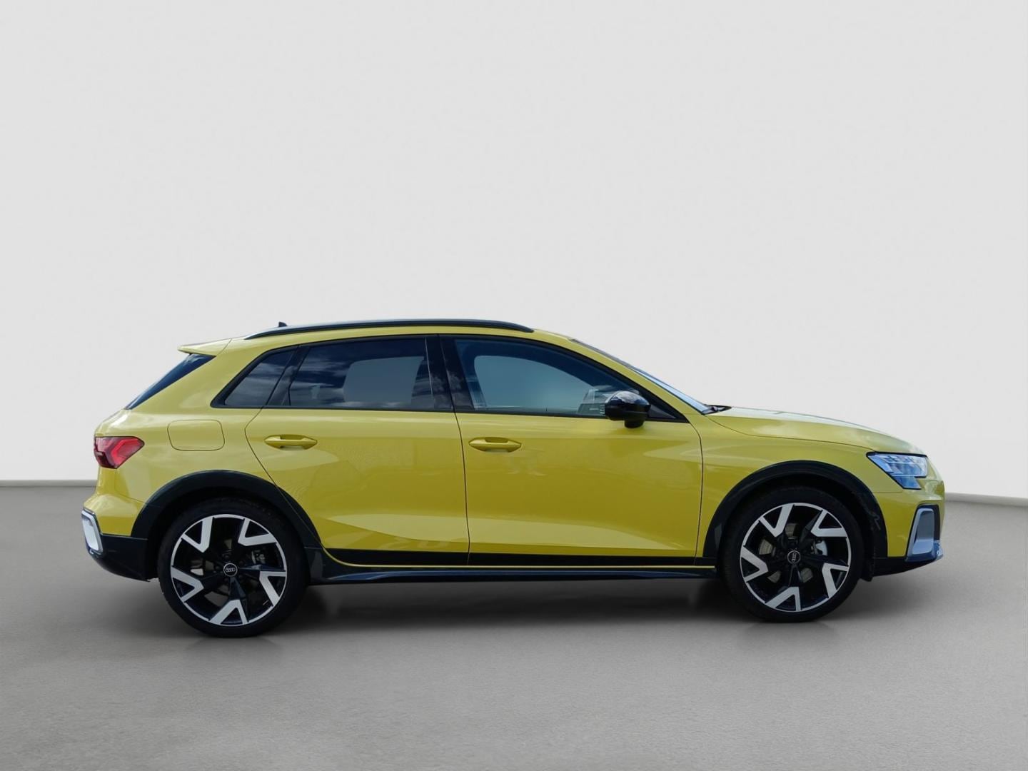 Bild über Audi A3 allstreet 35 TFSI S tronic - für weitere Informationen kontaktieren Sie den Audi Partner