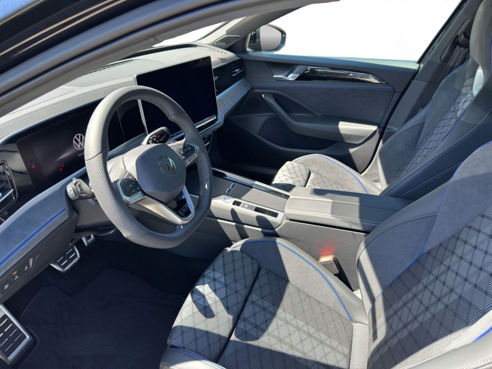 Volkswagen Passat – Bild 11