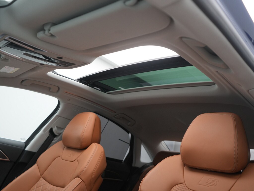 Image about Audi S8 TFSI quattro tiptronic