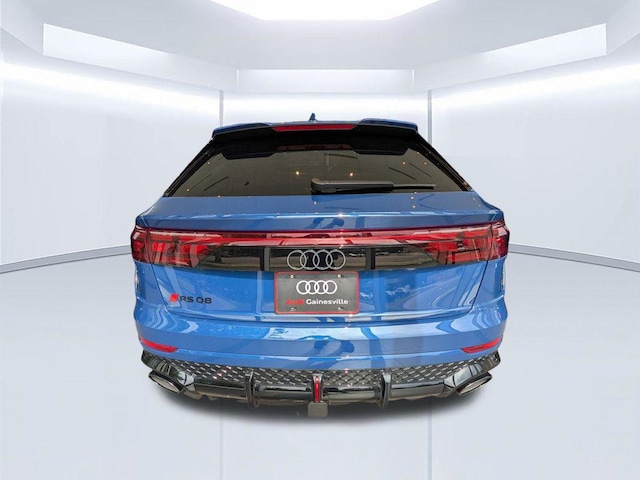 2026 Audi RS Q8 SUV performance