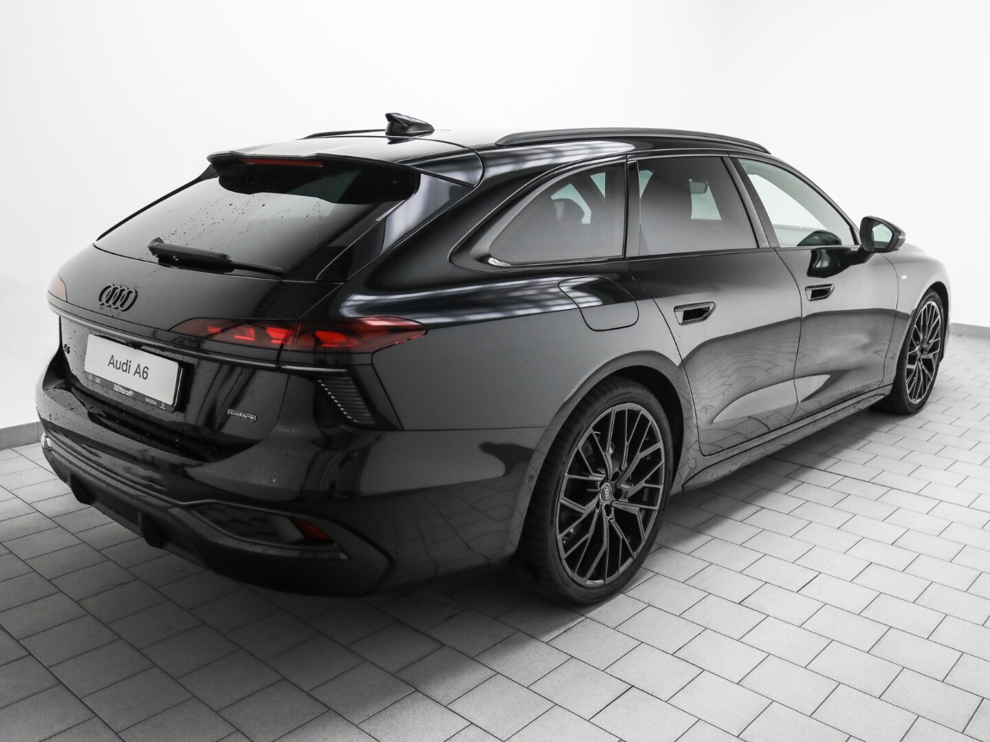 Bild über Audi A6 Avant edition one TDI quattro 150 kW S tronic - für weitere Informationen kontaktieren Sie den Audi Partner