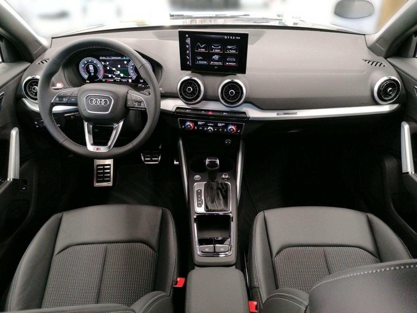 Bild über Audi Q2 S line 35 TFSI S tronic - für weitere Informationen kontaktieren Sie den Audi Partner