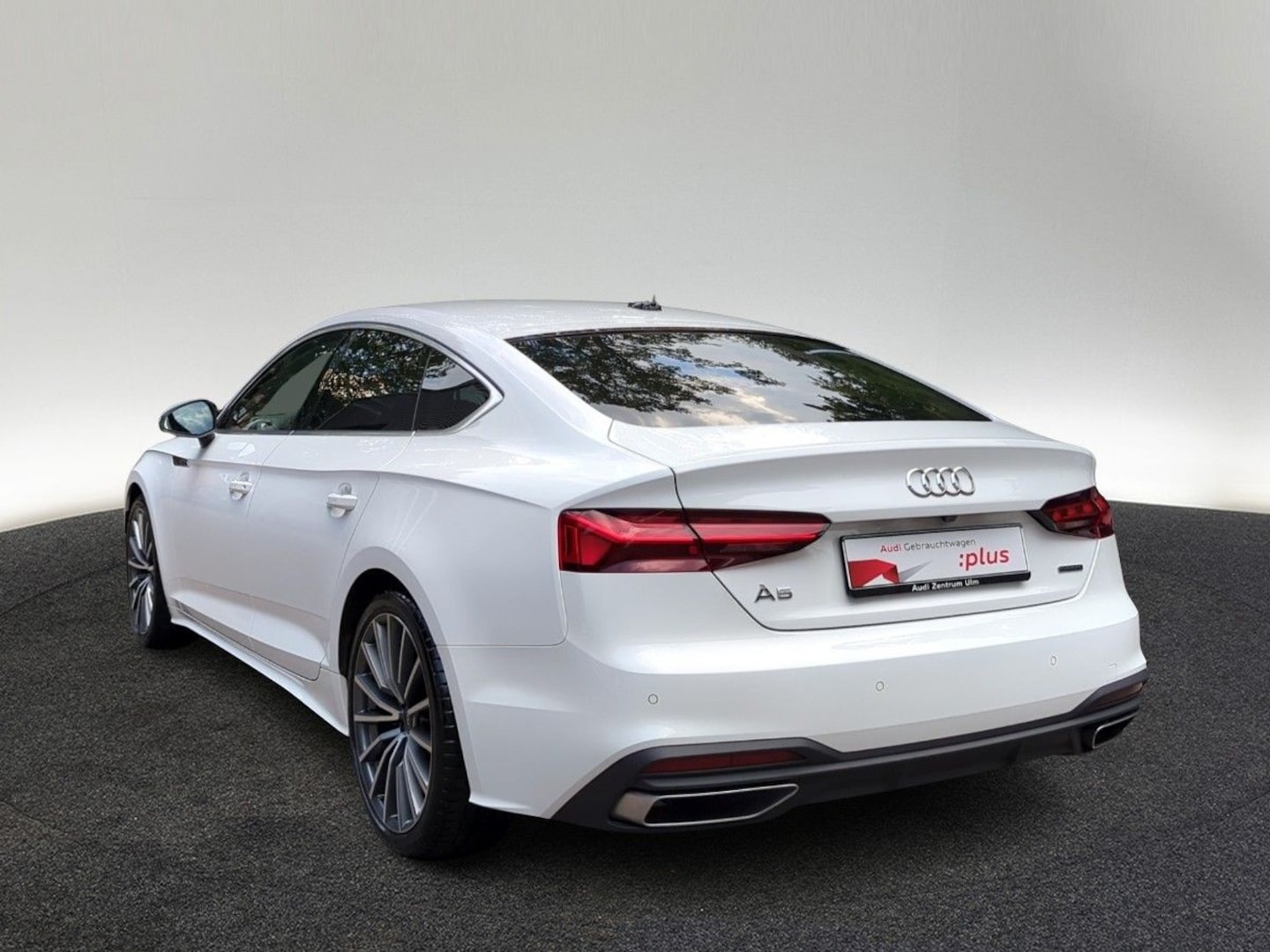 Bild über Audi A5 Sportback 45 TFSI quattro S tronic - für weitere Informationen kontaktieren Sie den Audi Partner