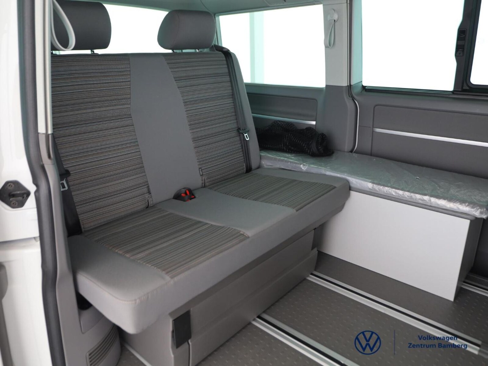 Volkswagen T6.1 California – Bild 13