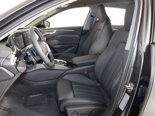 2026 Audi A6 Premium Plus - Photo 11