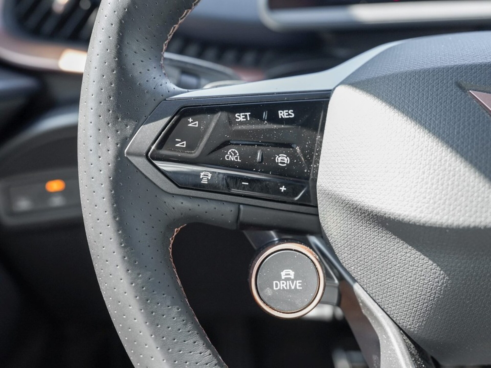 CUPRA Tavascan VZ