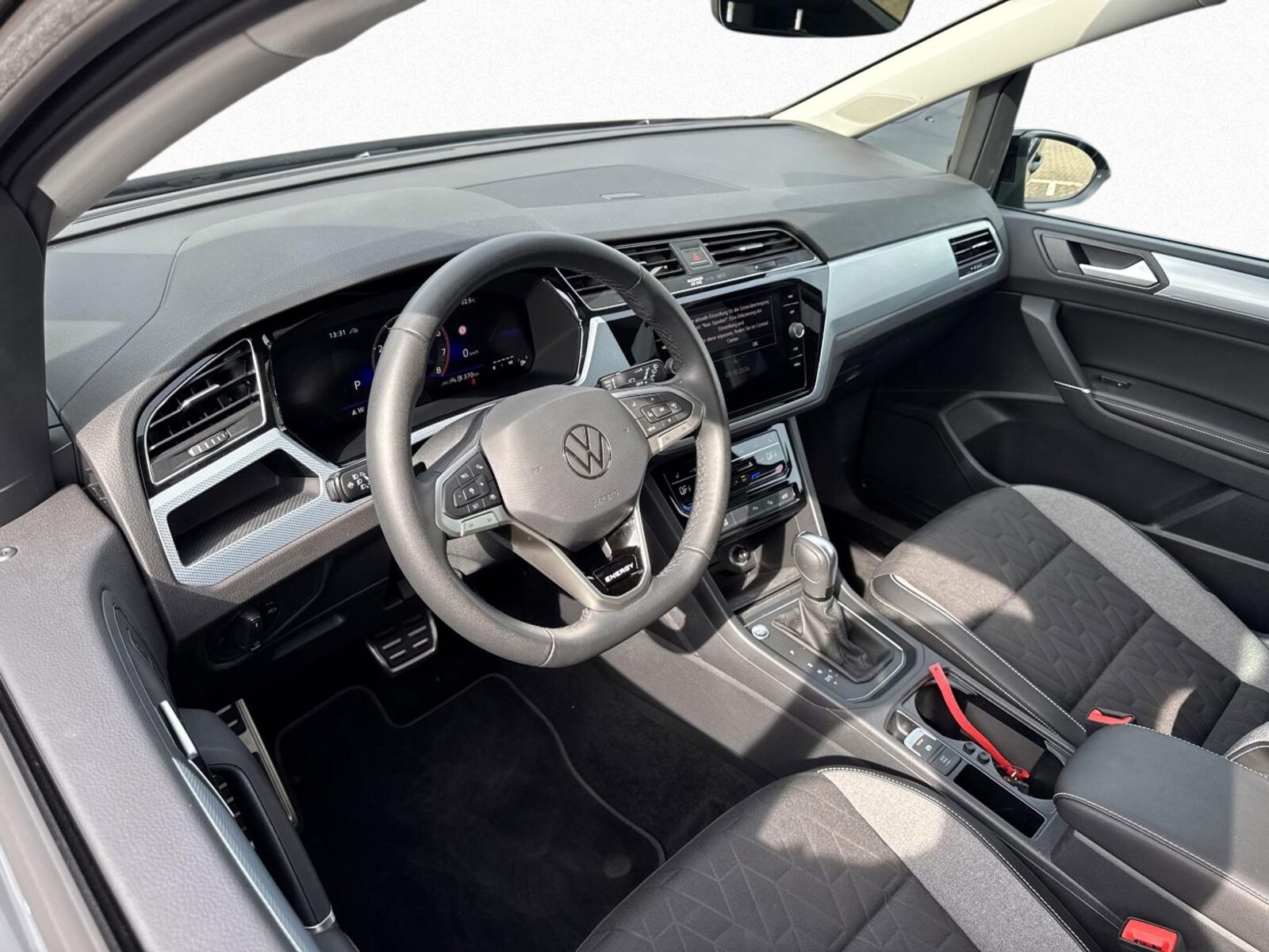 Volkswagen Touran – Bild 10