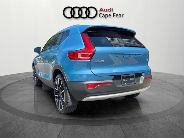 2025 Volvo XC40