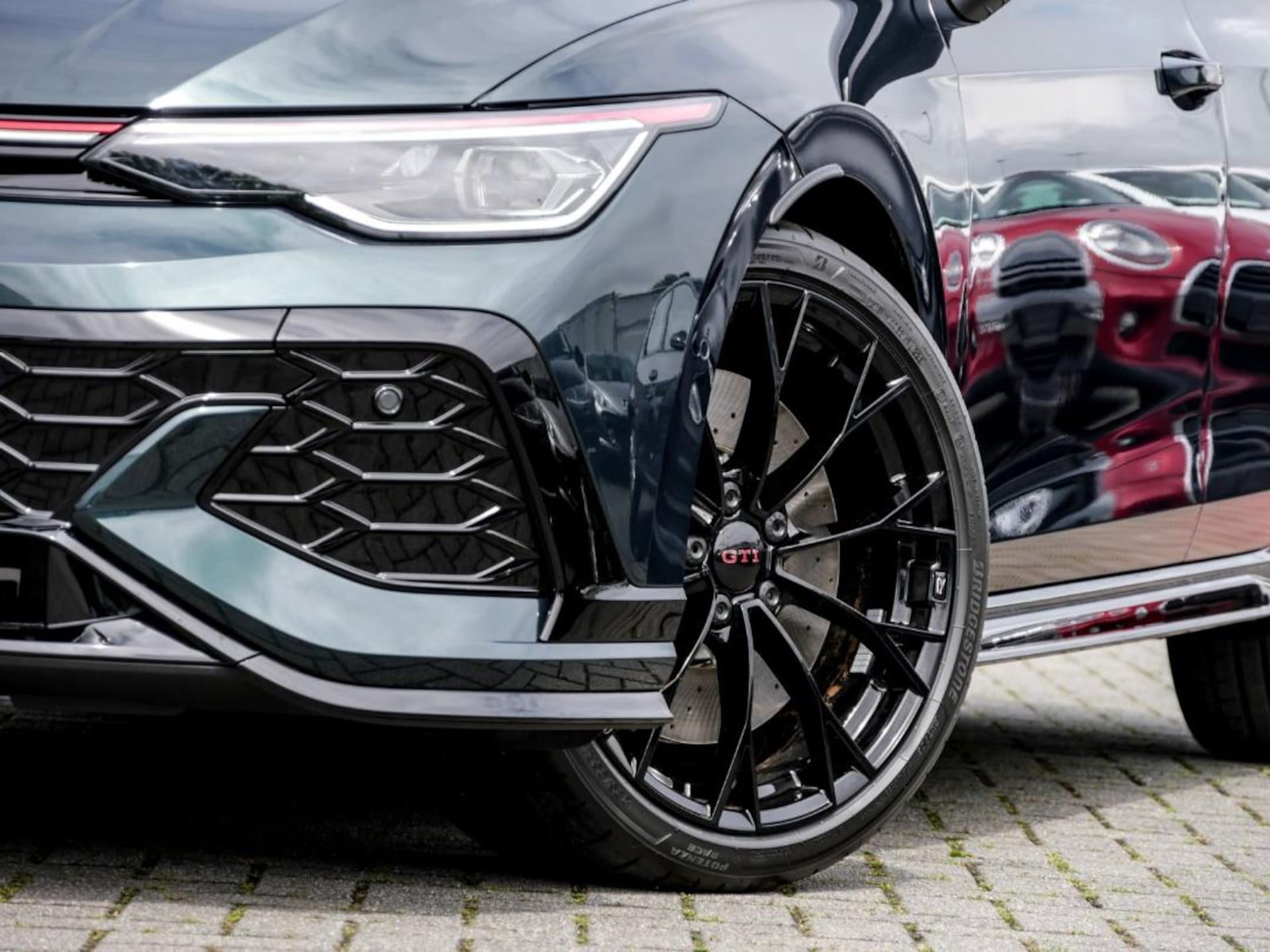 Volkswagen Golf GTI
