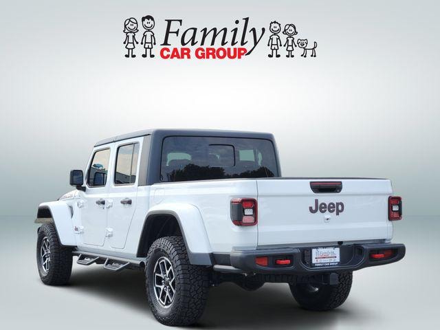 2025 Jeep Gladiator