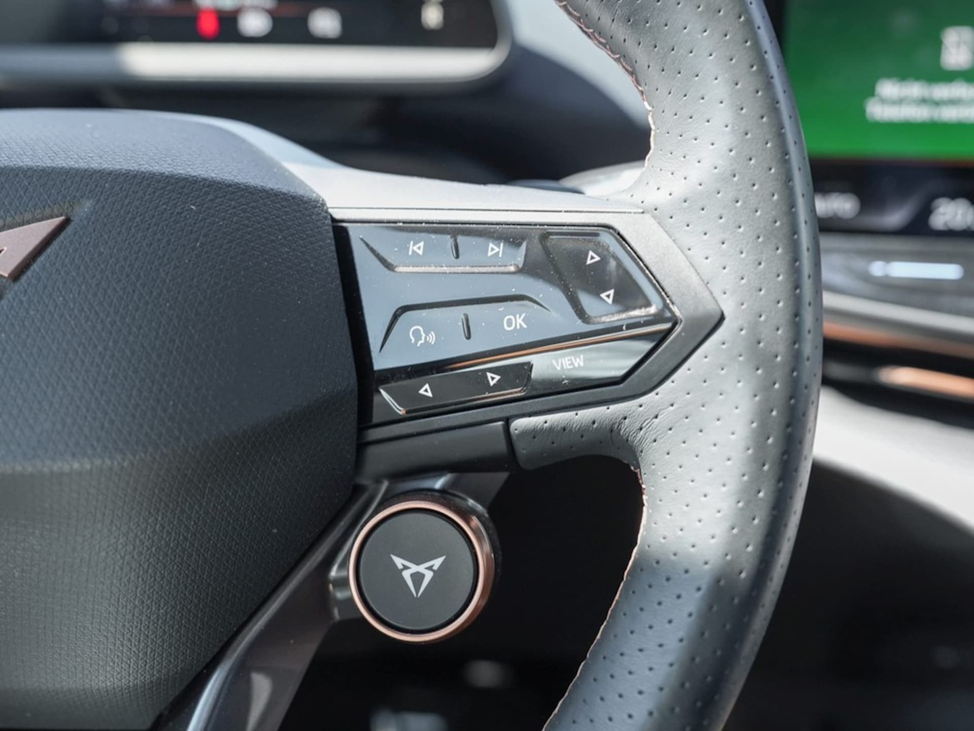 CUPRA Tavascan VZ