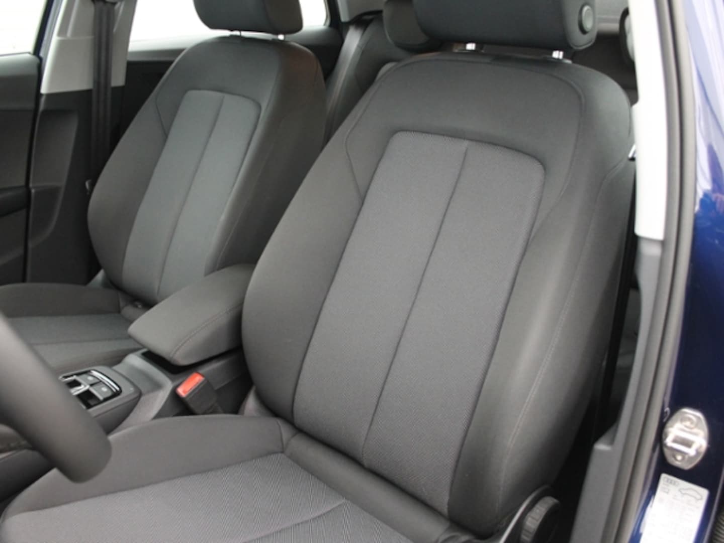 Bild über Audi Q2 advanced 35 TFSI S tronic - für weitere Informationen kontaktieren Sie den Audi Partner