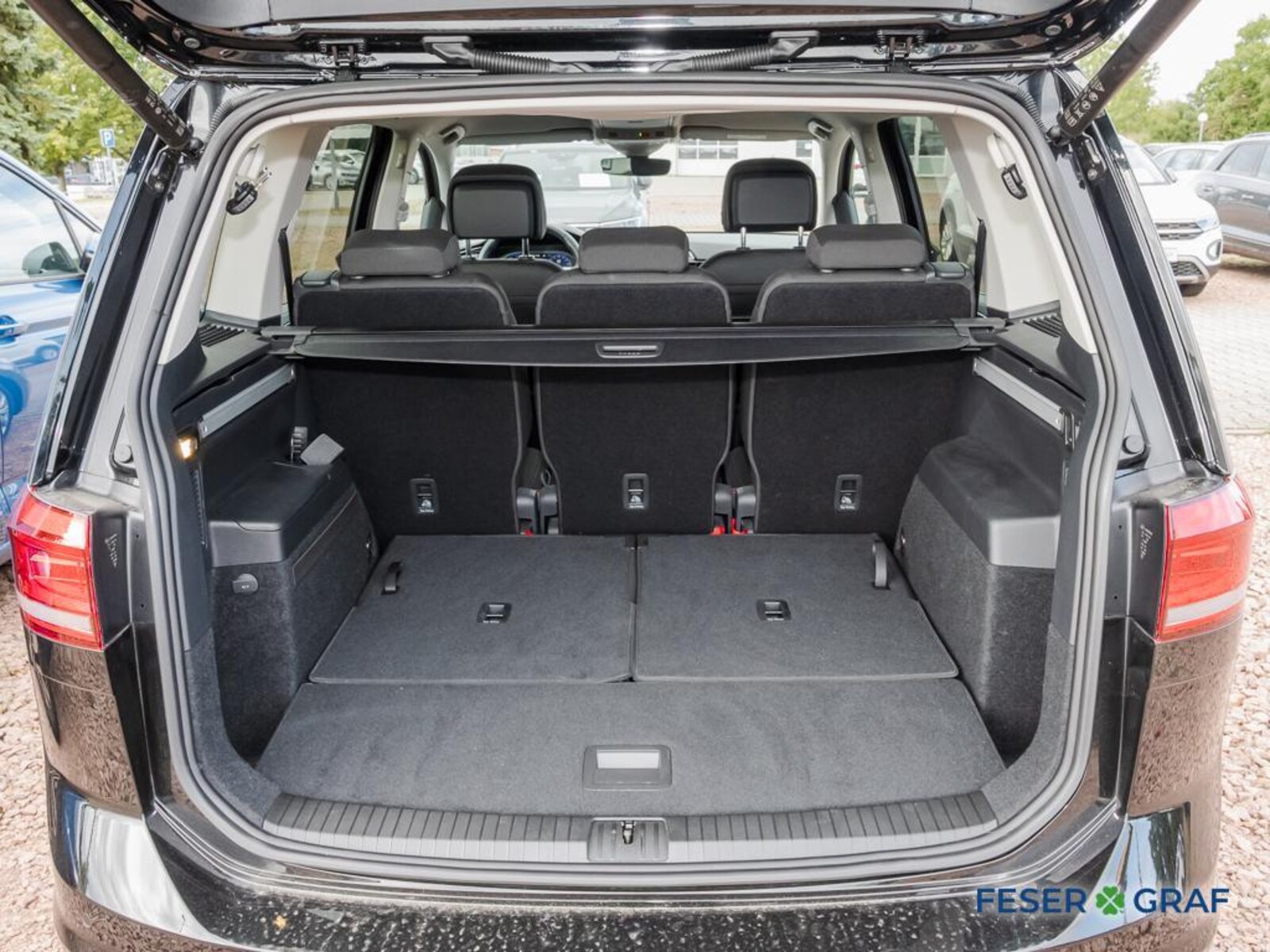 Volkswagen Touran – Bild 9