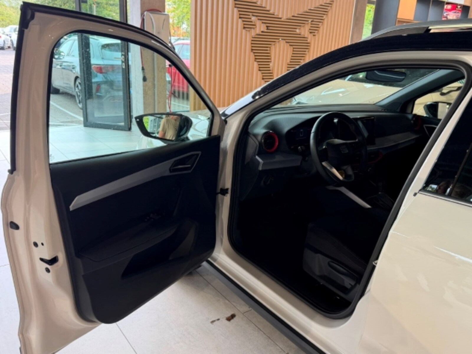 SEAT Arona – Bild 8
